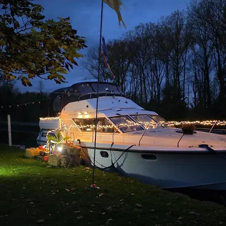 Botel L'évasion Chievres